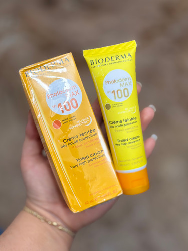 کرم ضدآفتاب رنگی فتودرم مکس SPF100 بیودرما 40 میل
