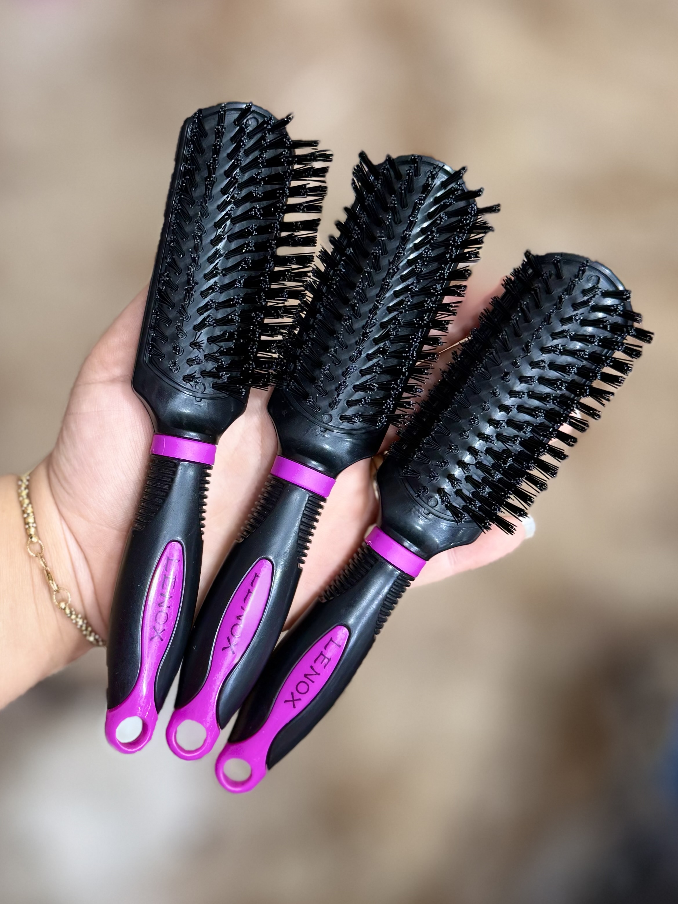 برس مو مسافرتی لنوکس مدل براشینگ نیم‌گرد (Half Round Brush)