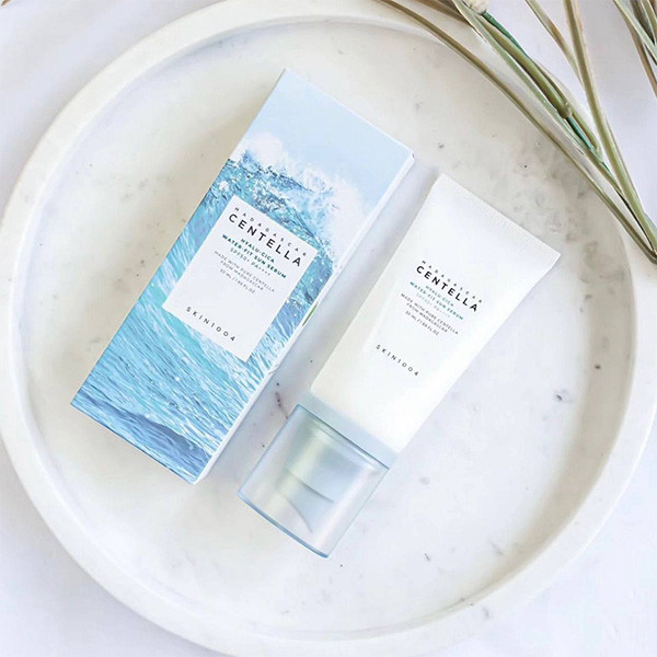سرم ضدآفتاب بی رنگ آبرسان سنتلا Centella Hyalu Cica Water Fit Sun Serum Spf 50 اورجینال
